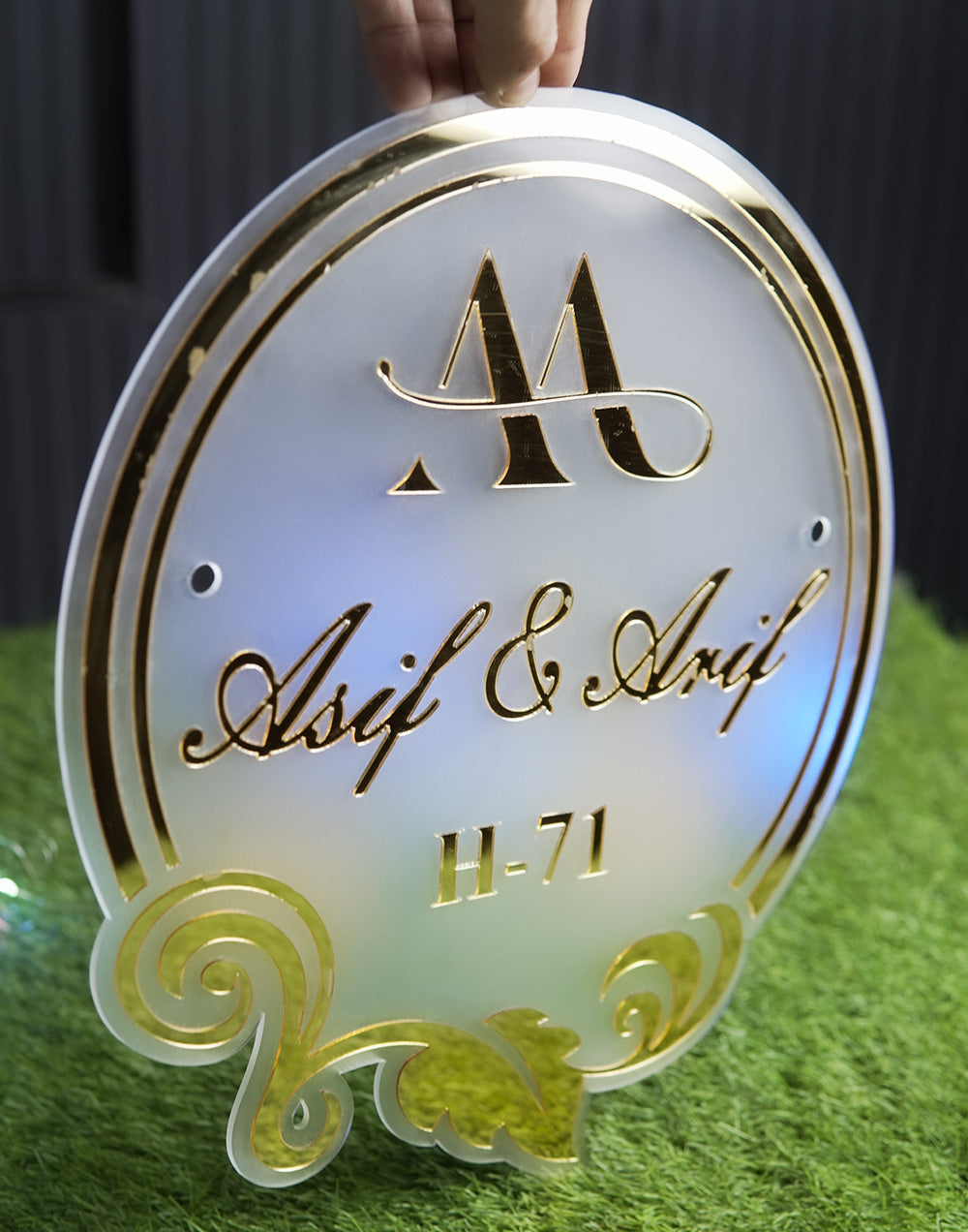 Luxury 3D Gold Name Plate on Frosted Acrylic – Perfect for Home Entrances