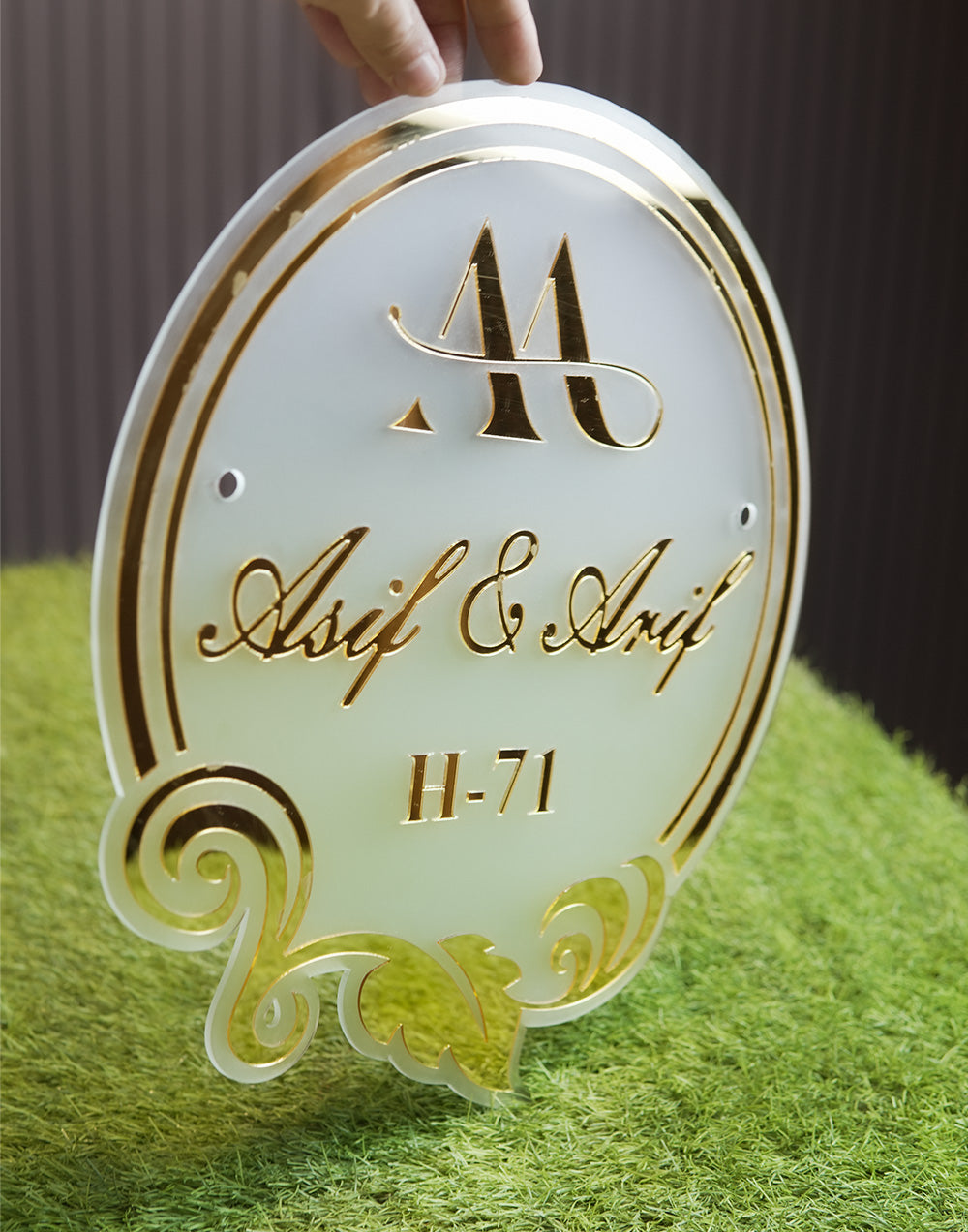 Luxury 3D Gold Name Plate on Frosted Acrylic – Perfect for Home Entrances