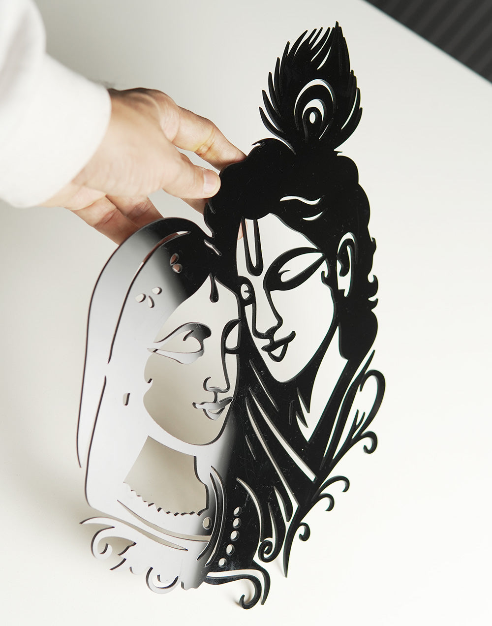 Premium Radha Krishna Silhouette – Modern Acrylic Wall Art