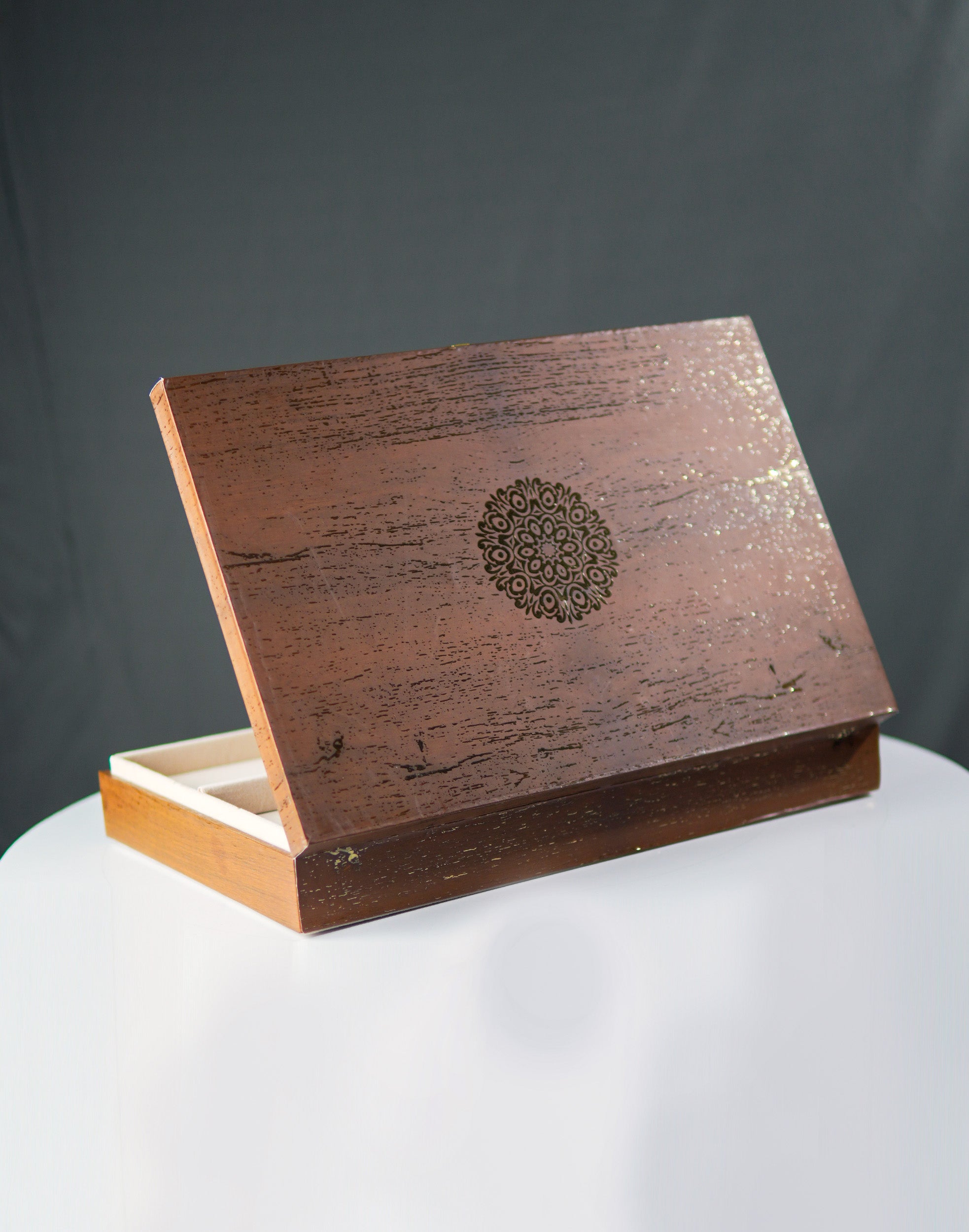 Premium Gift Box - 6 Section - Minimum 10 pcs
